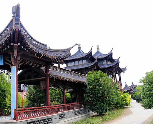 古建門(mén)樓施工設(shè)計(jì)與園林古建筑工程——以嵐翔古建施工現(xiàn)場(chǎng)為例